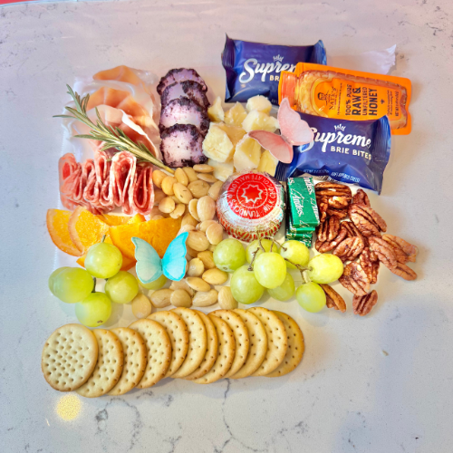 Mama Bliss Box 💕👩‍🍼🍼🧀